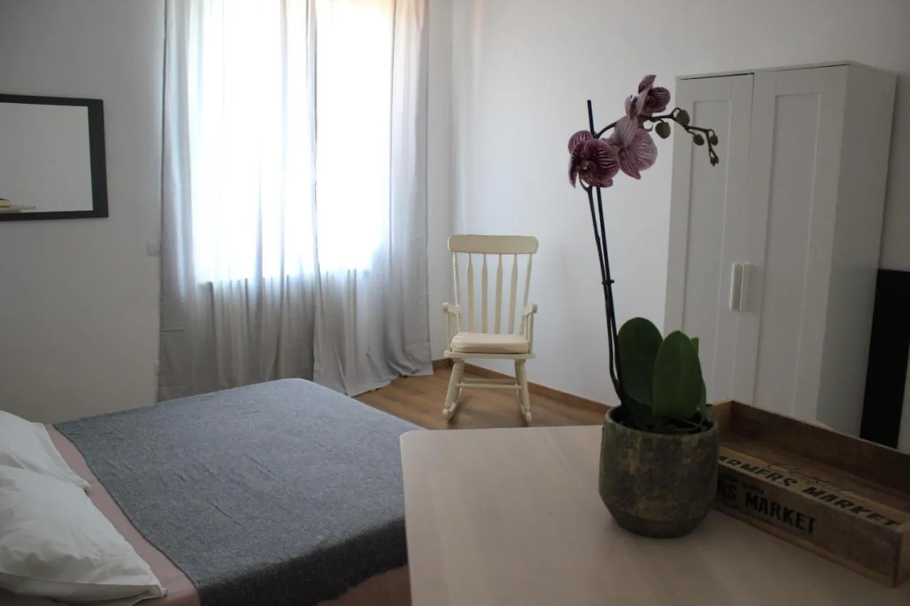 B&B I Due Tigli Travedona Frühstückspension