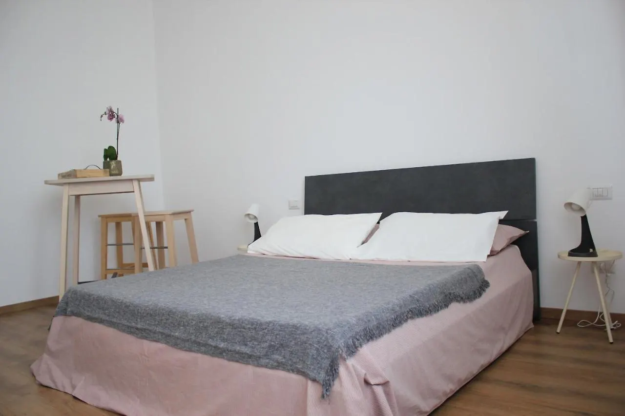 B&B I Due Tigli Travedona Frühstückspension