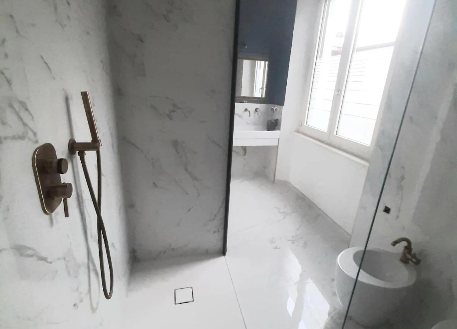 B&B I Due Tigli Travedona 0*,  Italië